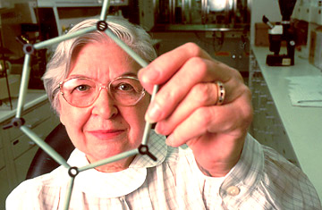 stephanie-kwolek.kevlar.jpg